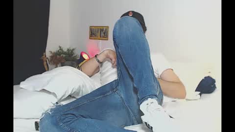 camilo online show from January 11, 2:09 am