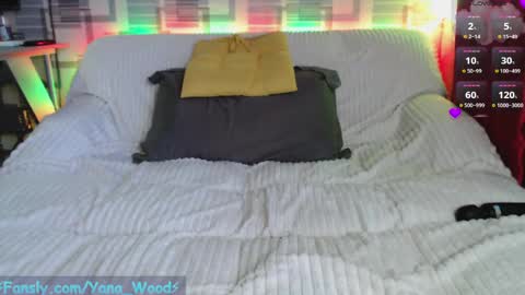 Snapshot of camkitana01 chatting on April 13, 2:11 pm Kitana online show from April 13, 2:11 pm