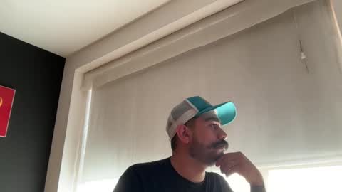 camm_27 online show from April 12, 9:53 pm