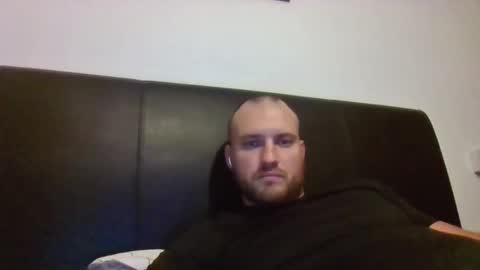 Snapshot of cammer8 chatting on October 8, 10:07 pm cammer8 online show from October 8, 10:07 pm