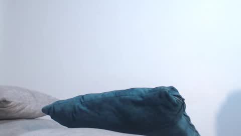 Cammi osoriioo online show from February 3, 4:43 am