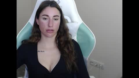 cammila horn online show from January 5, 5:27 pm