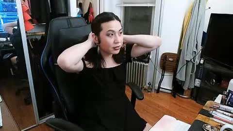 Snapshot of cammy_ho chatting on April 17, 6:05 am cammy_ho online show from April 17, 6:05 am