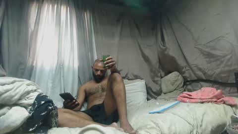 camopiel online show from March 8, 2:21 pm