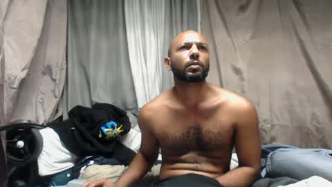 camopiel online show from March 29, 7:47 pm