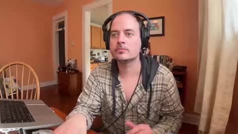 Snapshot of camunity chatting on March 6, 8:27 pm camunity online show from March 6, 8:27 pm