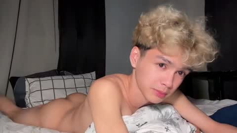 Ethan online show from March 18, 2:31 pm