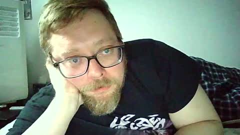 canadianbacon1985 online show from May 13, 11:22 pm