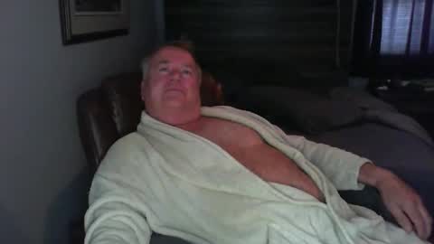 Snapshot of canamanxxx chatting on October 24, 12:45 pm canamanxxx online show from October 24, 12:45 pm