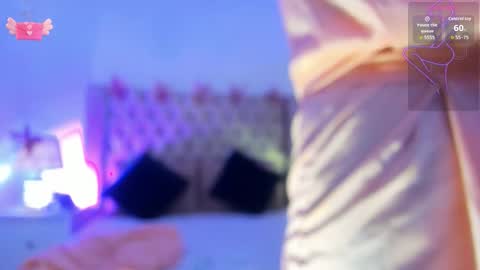 Candie  online show from March 27, 12:05 pm