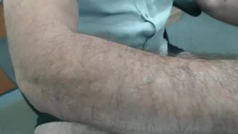 Snapshot of candy1960 chatting on December 12, 9:40 am candy1960 online show from December 12, 9:40 am