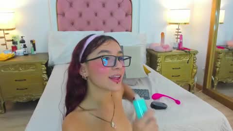 Candy online show from January 27, 10:38 pm