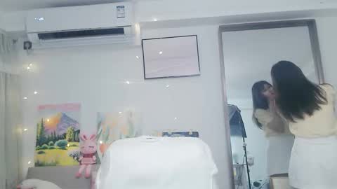 Snapshot of candy8998 chatting on June 7, 12:15 am candy8998 online show from June 7, 12:15 am