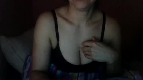 Snapshot of candy9524 chatting on February 25, 8:35 am candy9524 online show from February 25, 8:35 am