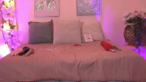 Candy online show from April 7, 3:51 am