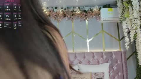 Snapshot of candy_beck chatting on December 23, 2:39 pm Candy Beck online show from December 23, 2:39 pm