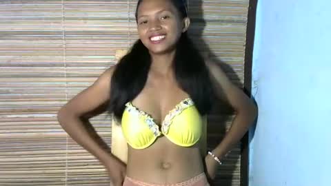 Anah online show from March 27, 8:26 am