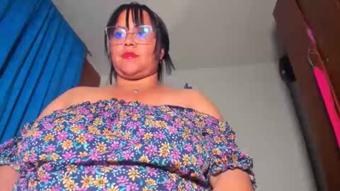 Candy  Brown online show from May 15, 1:56 am