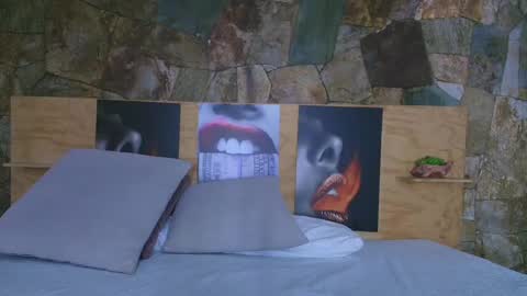 Snapshot of candy_feett chatting on September 25, 9:07 pm Jolie online show from September 25, 9:07 pm