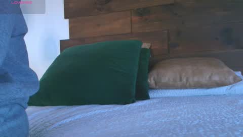 Snapshot of candy_feett chatting on October 27, 7:51 pm Jolie online show from October 27, 7:51 pm