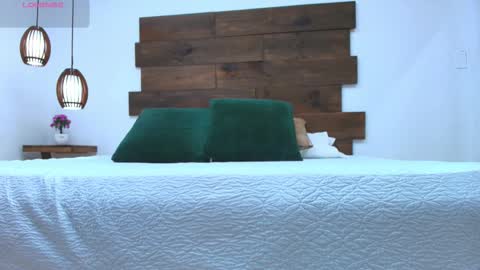 Snapshot of candy_feett chatting on November 4, 7:46 pm Jolie online show from November 4, 7:46 pm