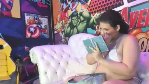 candy online show from November 22, 3:05 am