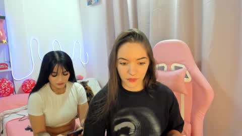 candy_kitty7343 online show from February 18, 4:08 am