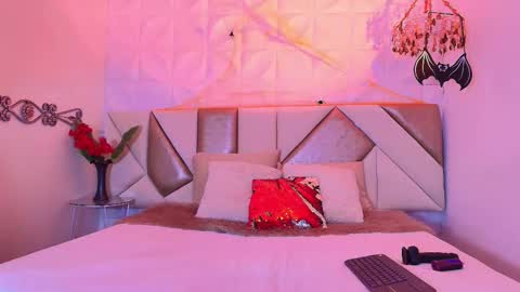 candy_klark online show from October 25, 12:45 pm