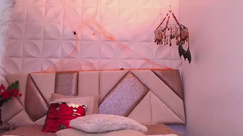 candy_klark online show from October 29, 1:24 pm