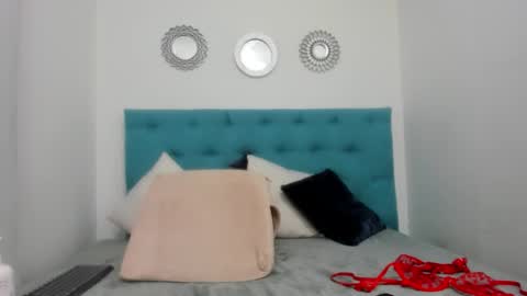 Snapshot of candy_liss18 chatting on October 26, 12:05 am liss sophia online show from October 26, 12:05 am