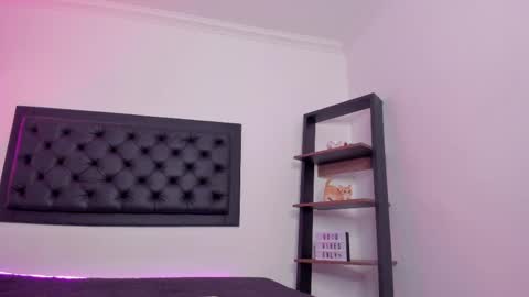 Candy online show from September 23, 2:53 pm