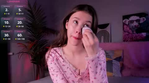 Sandy online show from October 13, 7:25 pm