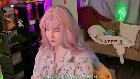 Mary online show from June 22, 1:07 am