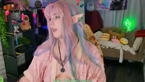 Mary online show from July 24, 1:36 am