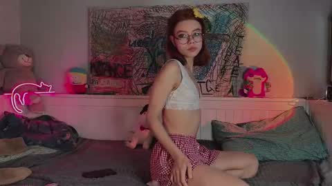 candybeee online show from November 13, 11:58 pm