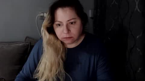 Laura online show from February 8, 4:21 pm