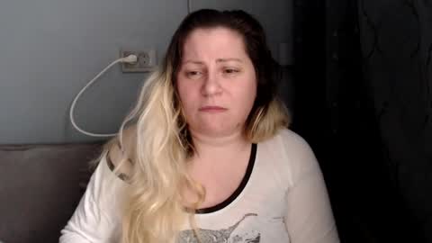 Laura online show from May 5, 5:48 am