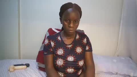 Snapshot of candycurly_ chatting on February 16, 8:55 pm candycurly_ online show from February 16, 8:55 pm