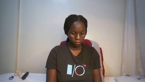 Snapshot of candycurly_ chatting on February 22, 3:23 am candycurly_ online show from February 22, 3:23 am