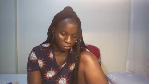 Snapshot of candycurly_ chatting on March 8, 11:07 pm candycurly_ online show from March 8, 11:07 pm