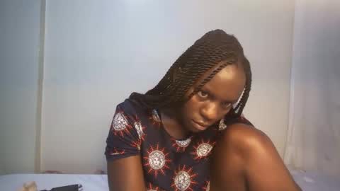 Snapshot of candycurly_ chatting on March 11, 1:26 am candycurly_ online show from March 11, 1:26 am