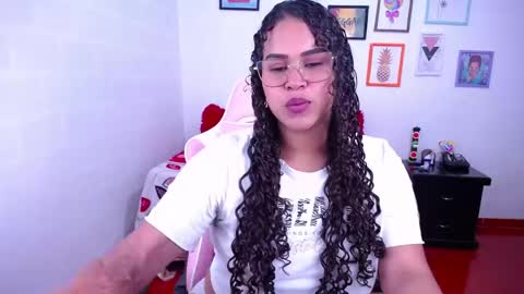 Karen online show from April 20, 8:39 am