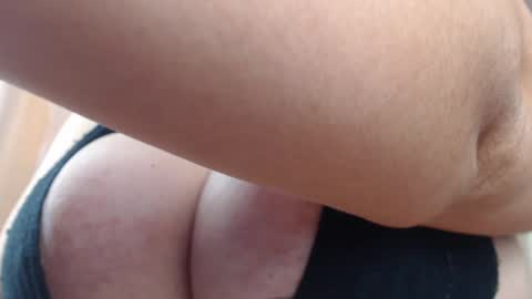 Snapshot of candyhottetiana chatting on December 16, 1:43 pm tatiana online show from December 16, 1:43 pm