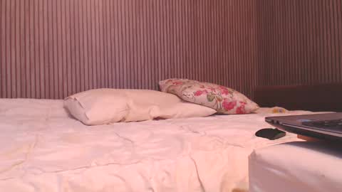 CANDYJESx online show from December 2, 11:59 am