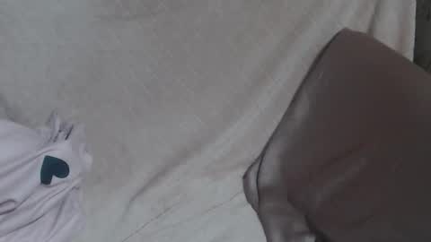 Snapshot of candylady136 chatting on January 19, 7:23 am say meow and send tip online show from January 19, 7:23 am