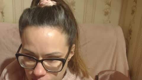 Snapshot of candylady136 chatting on February 6, 7:45 am say meow and send tip online show from February 6, 7:45 am