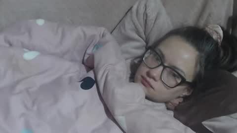 Snapshot of candylady136 chatting on February 10, 6:50 am say meow and send tip online show from February 10, 6:50 am