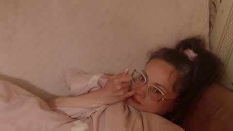 say meow and send tip  online show from May 10, 12:54 pm