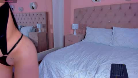 Snapshot of candymeyerss chatting on March 6, 8:48 pm Candy online show from March 6, 8:48 pm