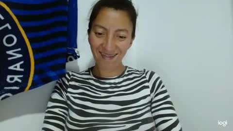 Snapshot of candymilfff chatting on September 10, 10:43 pm candymilfff online show from September 10, 10:43 pm